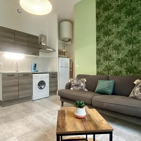 30m2 - 400 Metres Cite Mediavale Apartamento