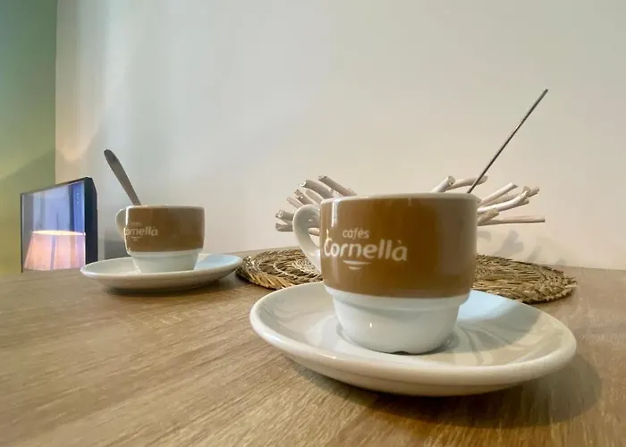 30m2 - 400 Metres Cite Mediavale Apartamento *
